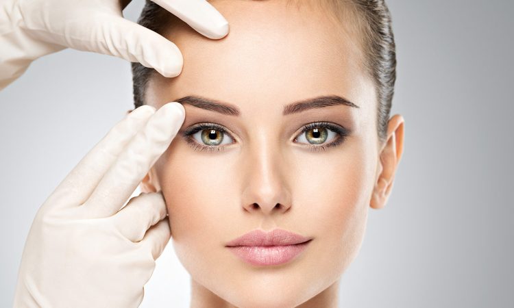 How Clinics Minimise Risks in Hyaluronic Acid Treatments