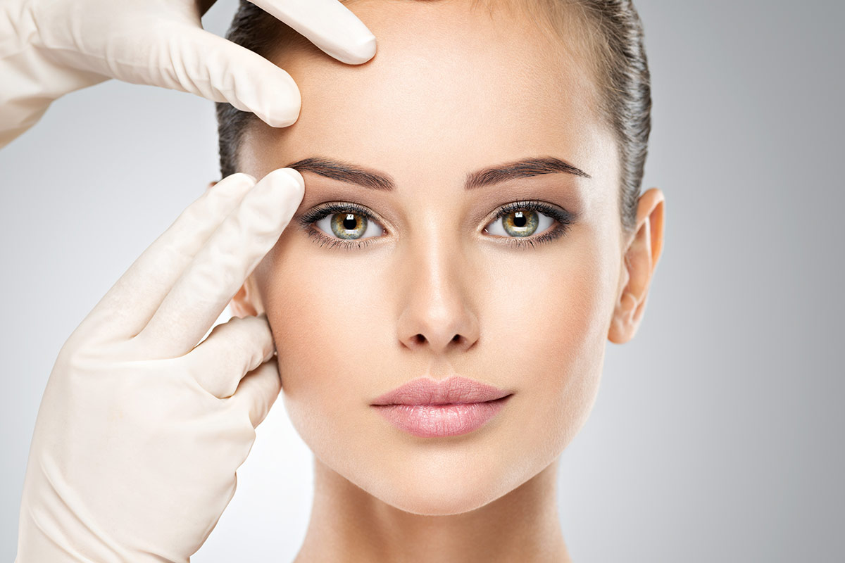 How Clinics Minimise Risks in Hyaluronic Acid Treatments